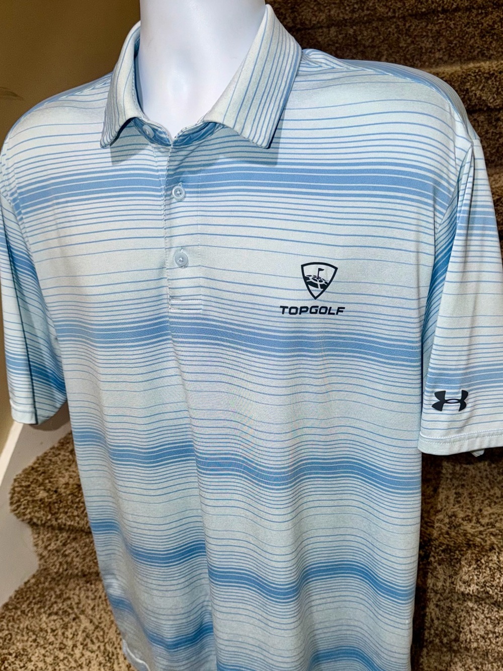 Under Armour Loose Heat Gear *Top Golf* wicking casual golf ⛳️ polo shirt - L
